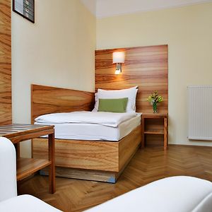 Economy Kamer met een King Size Bed